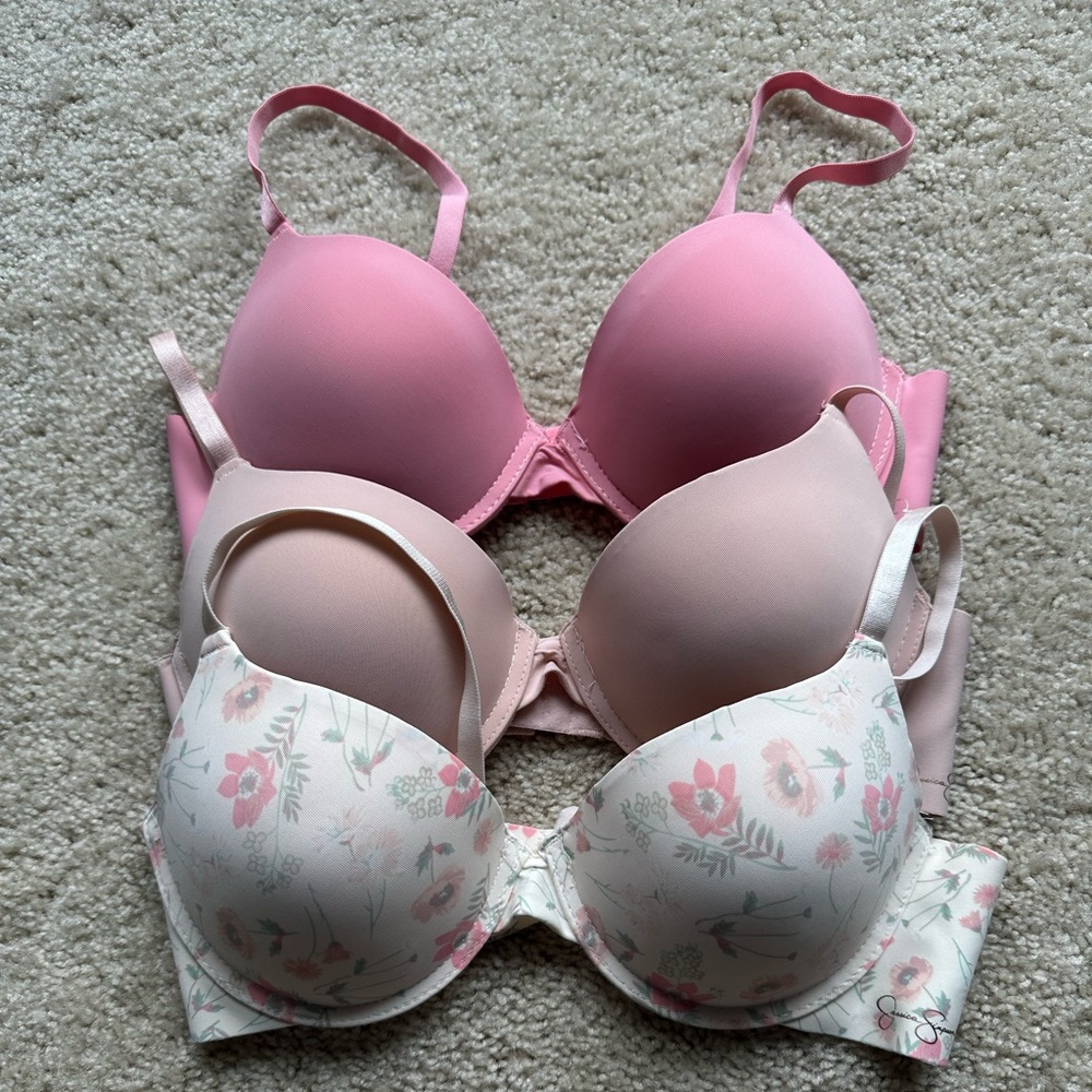 Cute bras!